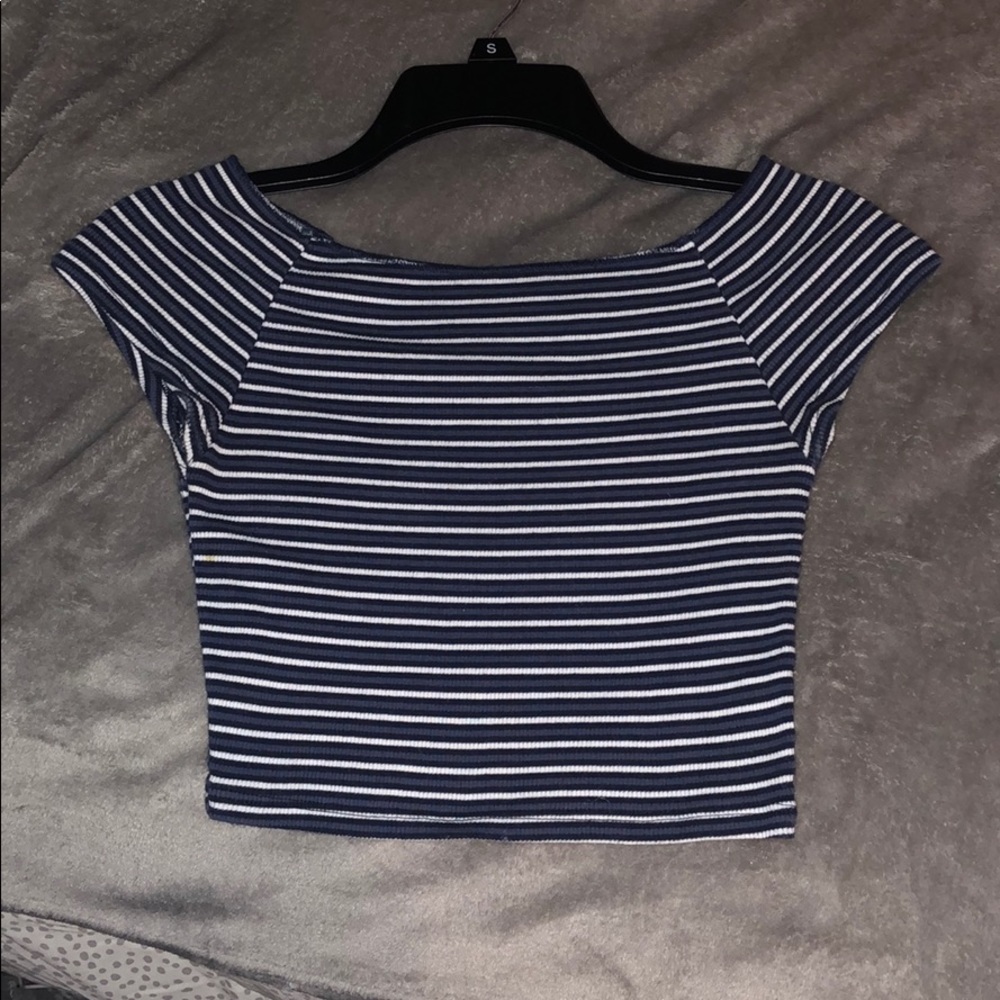 Brandy Melville off the shoulder